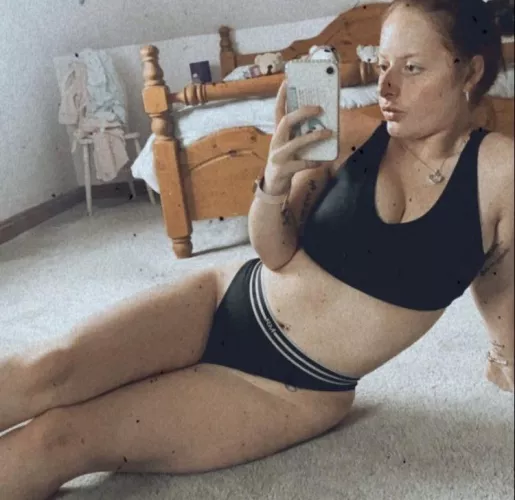 [F] [Selling] [UK] 26 F 🍑💦. Newbie. All orders custom. Anything available. Skype included. Kik: katee972 by Katee972