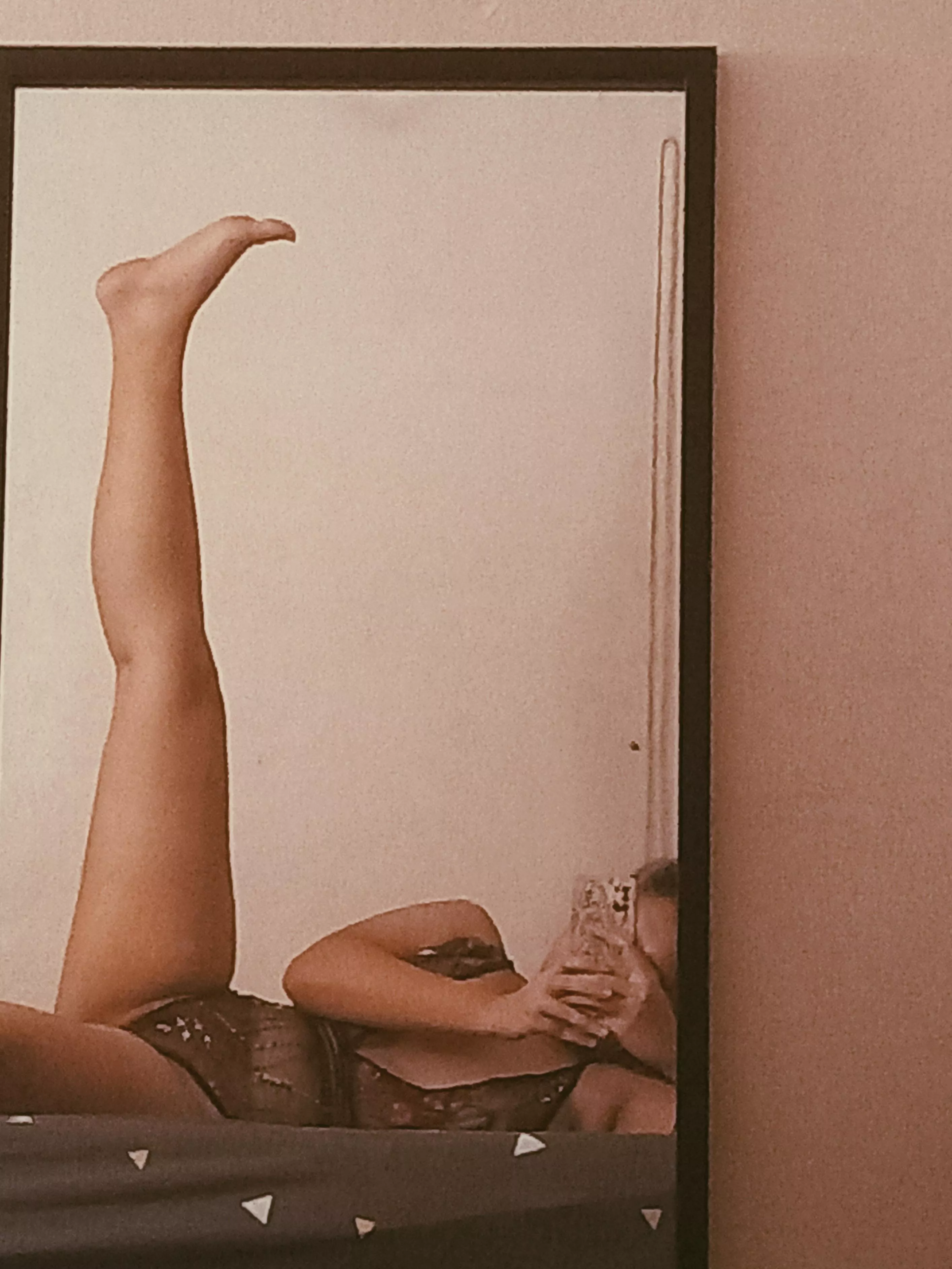 [F] stretch the stress out 🌻 posted by PurpleCatnip