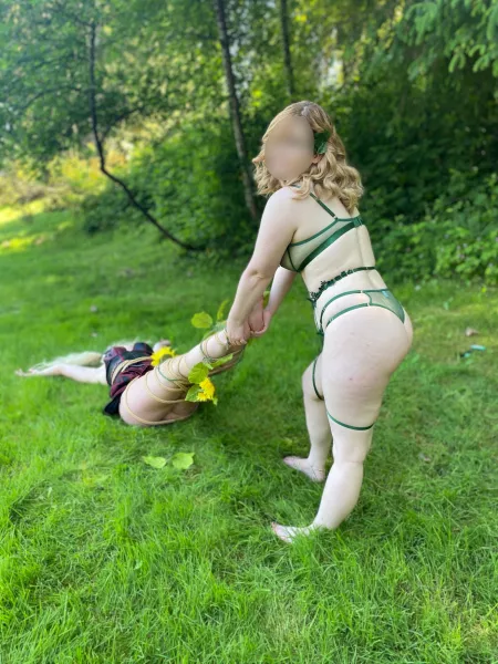 [F] What will Ivy do to Harley now that she's finally got her hands on me? by piercedprincessxoxo