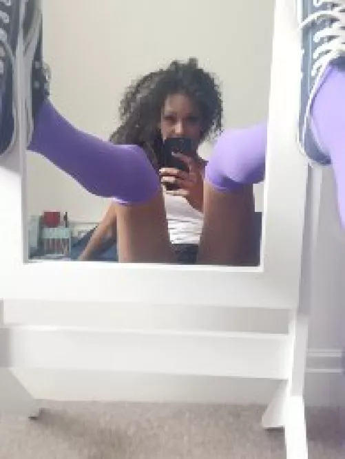 [f] what would you do with my legs? by Lottie_jones