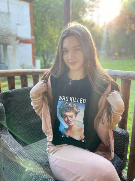 [F] Who klled Laura Palmer?🏔🏔 Let’s watch and speak about Twin Peaks with me 👀🦉☕️🍩 by sonya_kitten_free