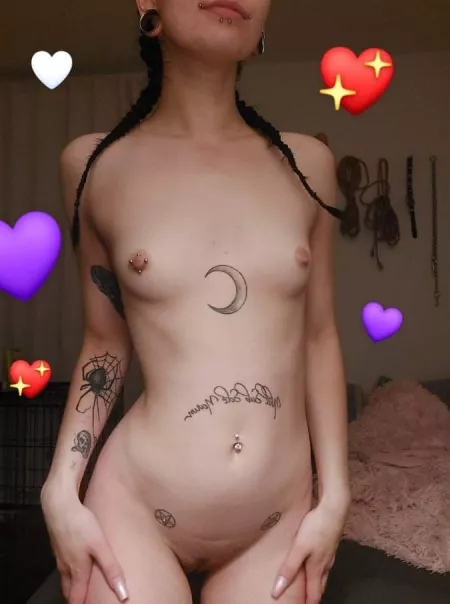 🥰💖⚡🤍(F)20 by MaleficentSlut