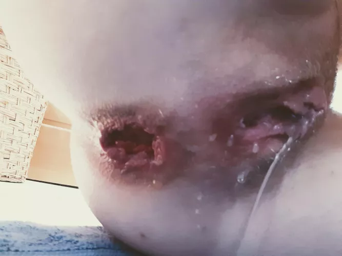 [F]20 action shot of squirting/Cumming right after fucking my ass with my toy😇 by Gr33nEyedGorl