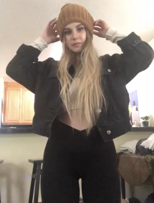 F20 ootd🥰 by mojopin666