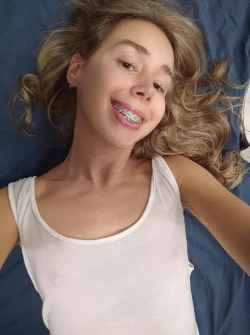 F22 Just a cute selfie 😊 by yoursun_light