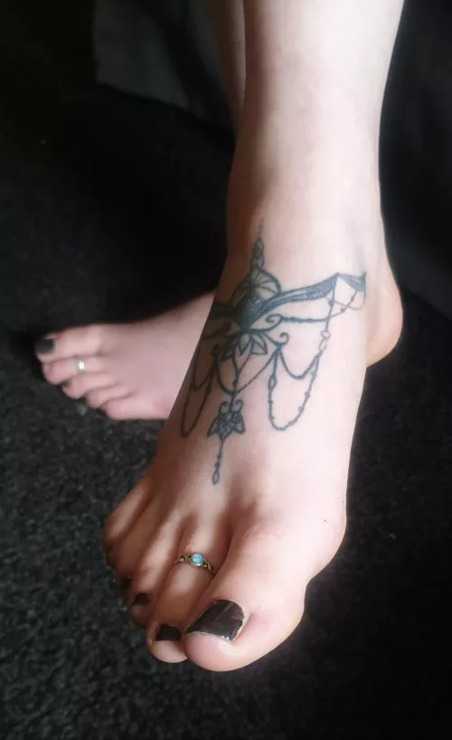 F33 size 5 by drulfc