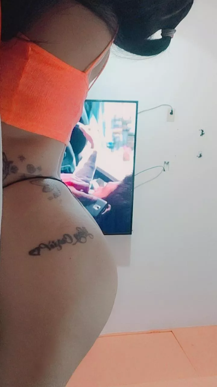 [F4M] sexy latina😈 [Selling] video calls- nude photos and videos - sexting - GFE- Anal - lesbian content - sex tape - personalized videos - fetish💋 [available] kik: michellsexy26 / Snap: romario.c13 I check on alive posted by alexa_sexy