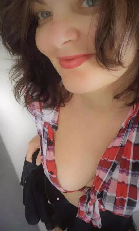 (f)56 almost the weekend … by Gypsy-Lee