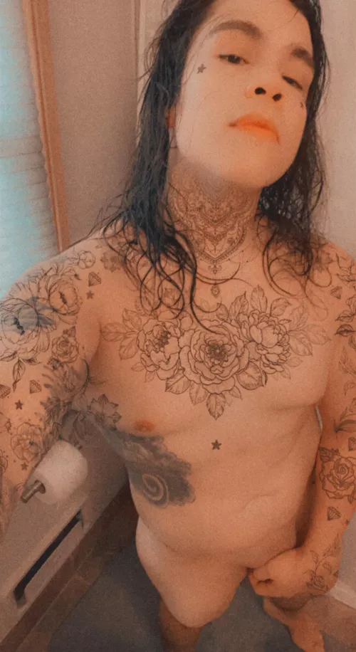 Face reveal be Nuice by fitawayzero