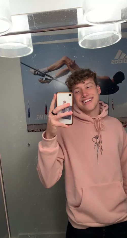 face reveal😌 pls go easy on me🙉 by collegettwink