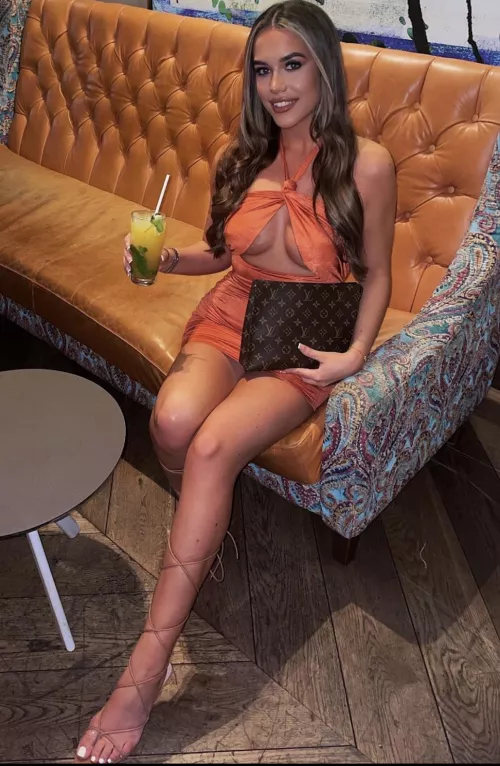 Fake tits! White toes😍 by sellers1886