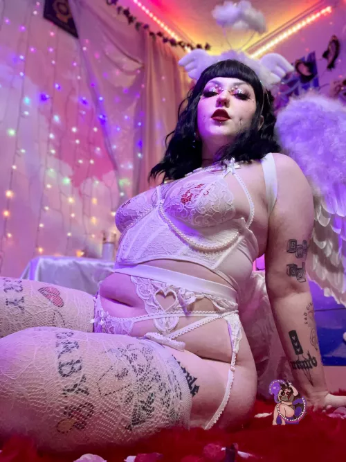 Fallen Angel by Peach Pwuppy by peachylilgirll