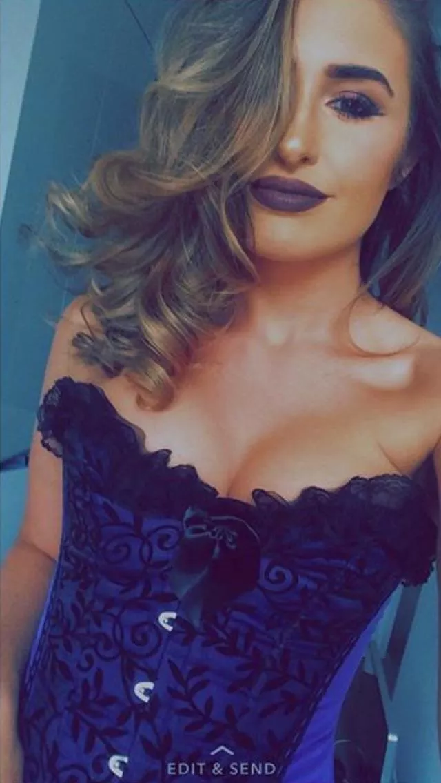 Falling in love with her posted by ivmanXX