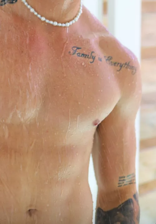 Family is everything by bistomasto