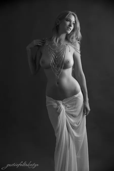 Fancy by PMmeyouinbodychains