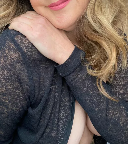 Fantasy Exec 54yo by Lynnzertart1