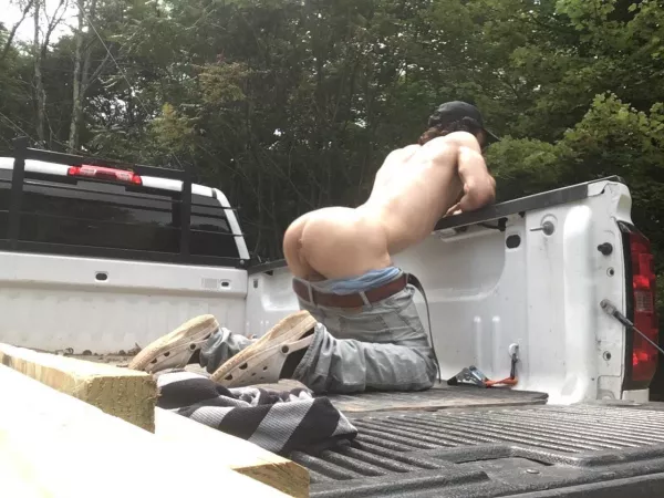 Farm boi going to turn you gay by Icky_Martin