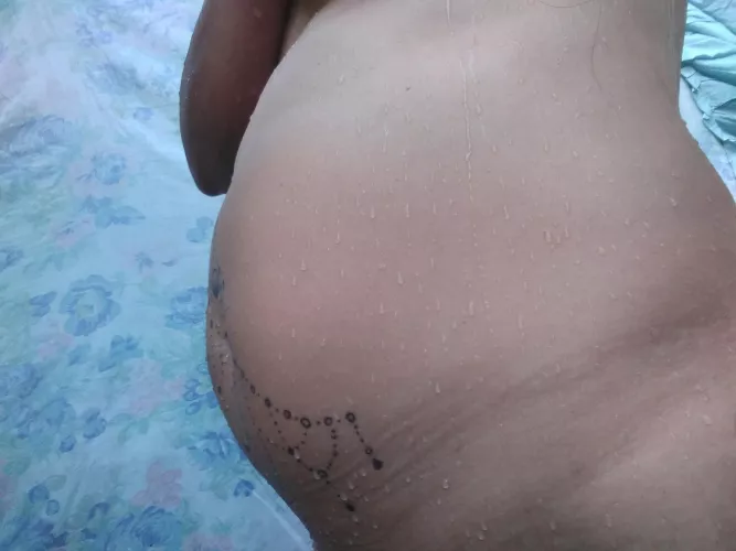 Fat and sexy, custom videos to the dm😈😈 feed me and see😍 follow me on kik: Karolstar by karolstar_14