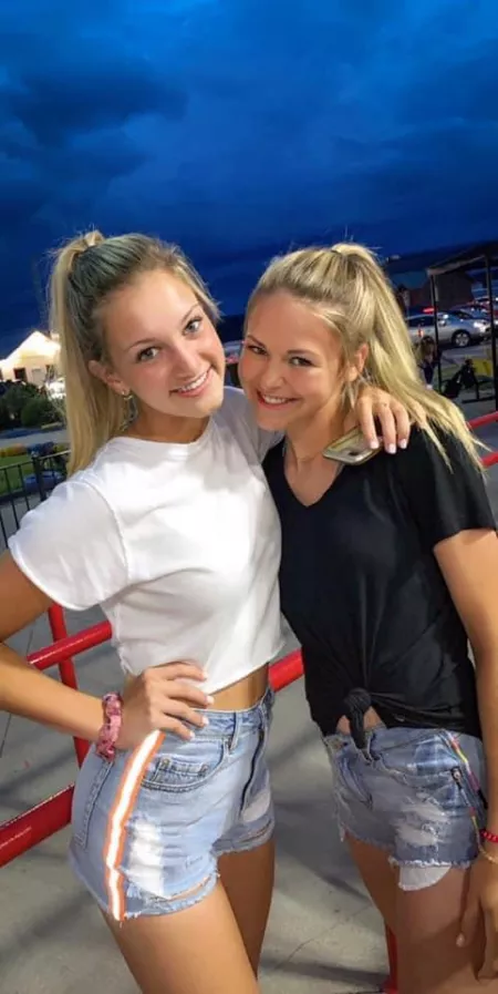 Favorite? by Jehuty0080