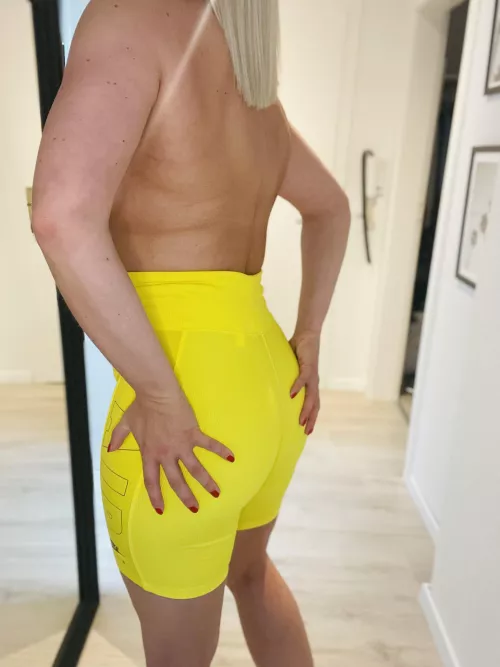 Fck me right here by Lovelylena3