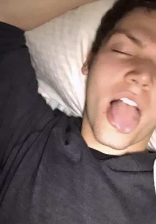 Feed me 💦🤤 by 6_6i