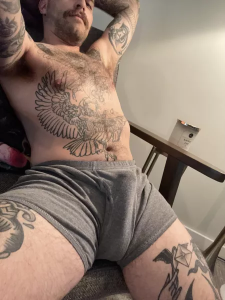 Feel free to dm by shiawasi