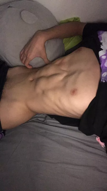 Feel free to message me x by NYMPHOYAEGYL