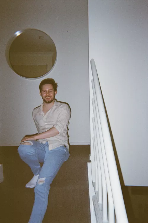 Feel free to say hey 😬 by lokkey4