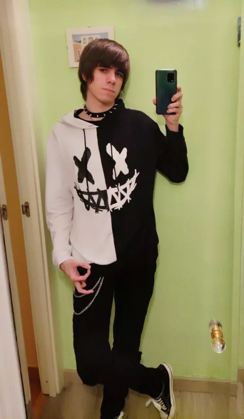 Feel like Monokuma today 🤍🖤 by Fushioka