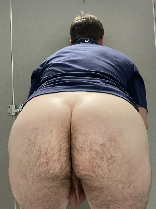 Feel my hair on your tongue 😏 by King_Mattx