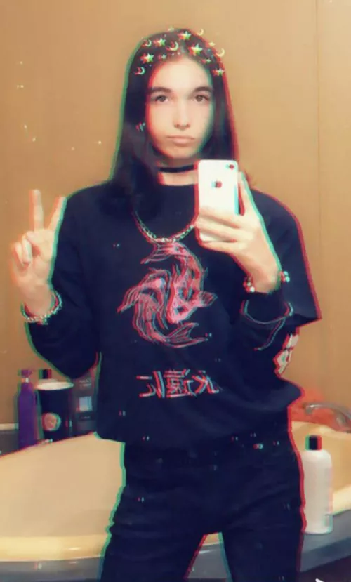 Feelin a lil sassy 🖤 by pretty_femboi