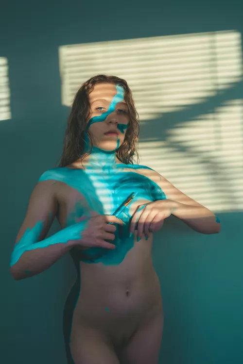 Feelin’ blue 🌀 by chlobodyyy