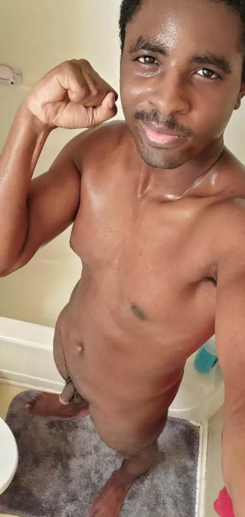 Feelin right 👍👑 by MagicMonty444