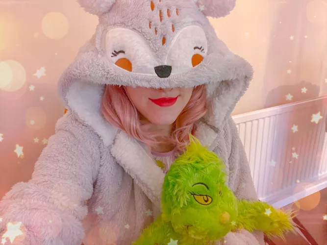 Feeling a little down today so I decided to take some cute photos to cheer up 🥰 by zen_flower