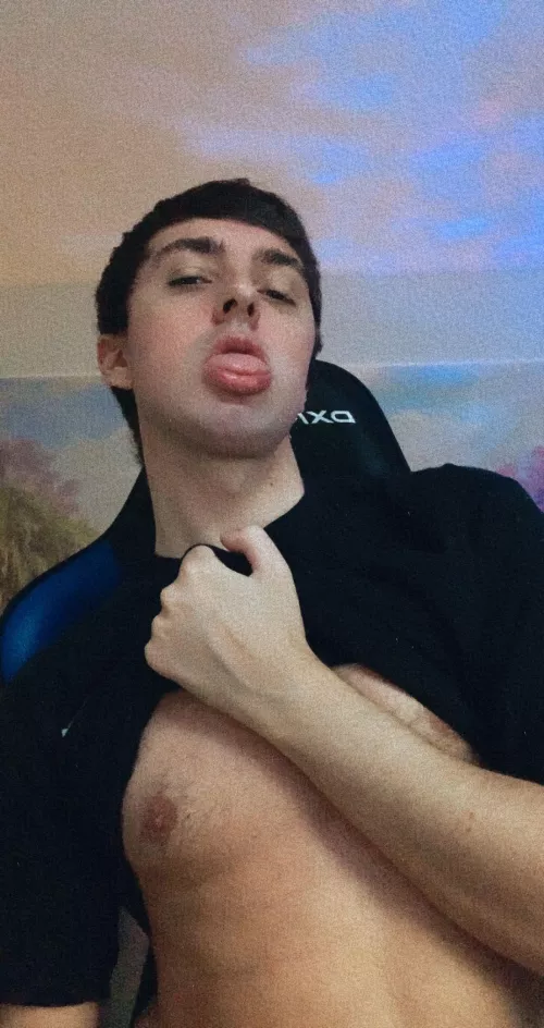 Feeling a little horny on my birthday by Sora1992