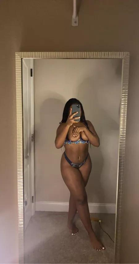 Feeling blueeee by yanaanon