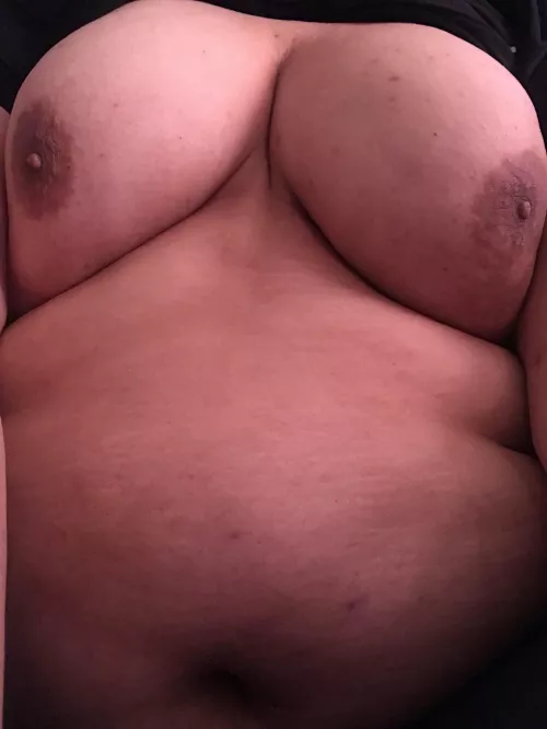 Feeling cold today, wish I had cuddles 😩 by ra9613