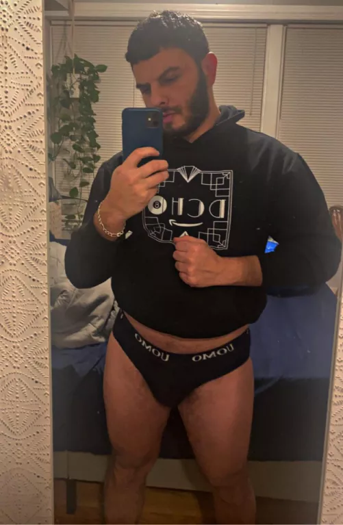 Feeling comfy 😛 by Puzzleheaded-Spot-23