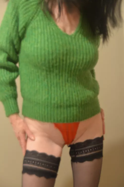 Feeling cosy.... by MatureSara