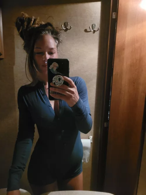 Feeling cozy tonight in my new pajamas (f) by misslunablue