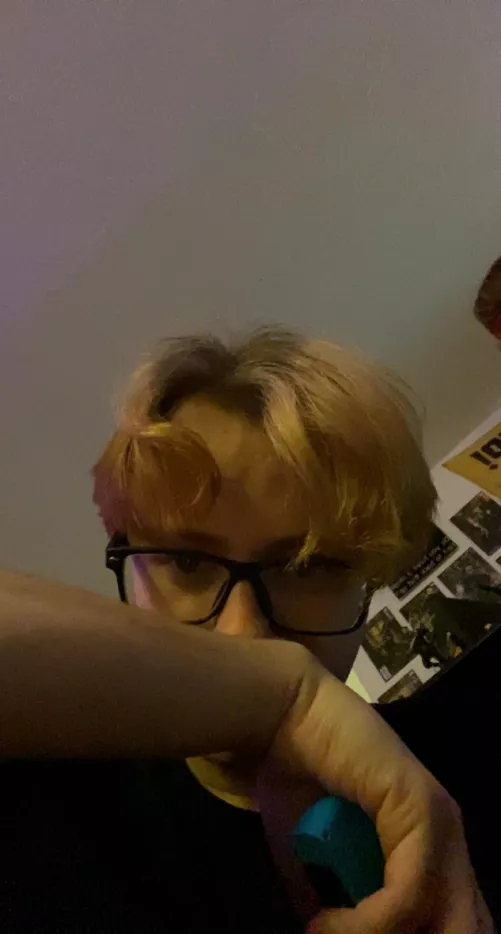 Feeling cute by Andr0idP7