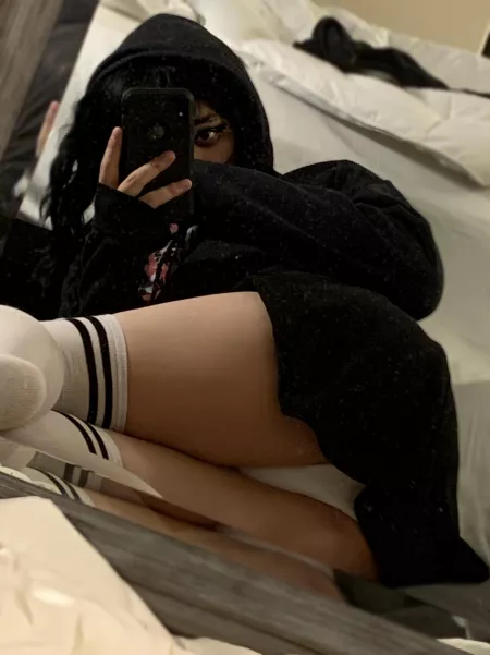 Feeling cute but shy 🥺 by rainb0wsocks