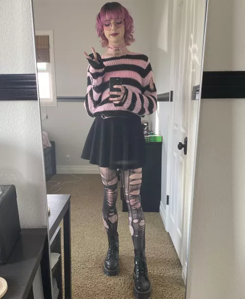 Feeling cute but still cozy 🤗💕 by PanFemboy