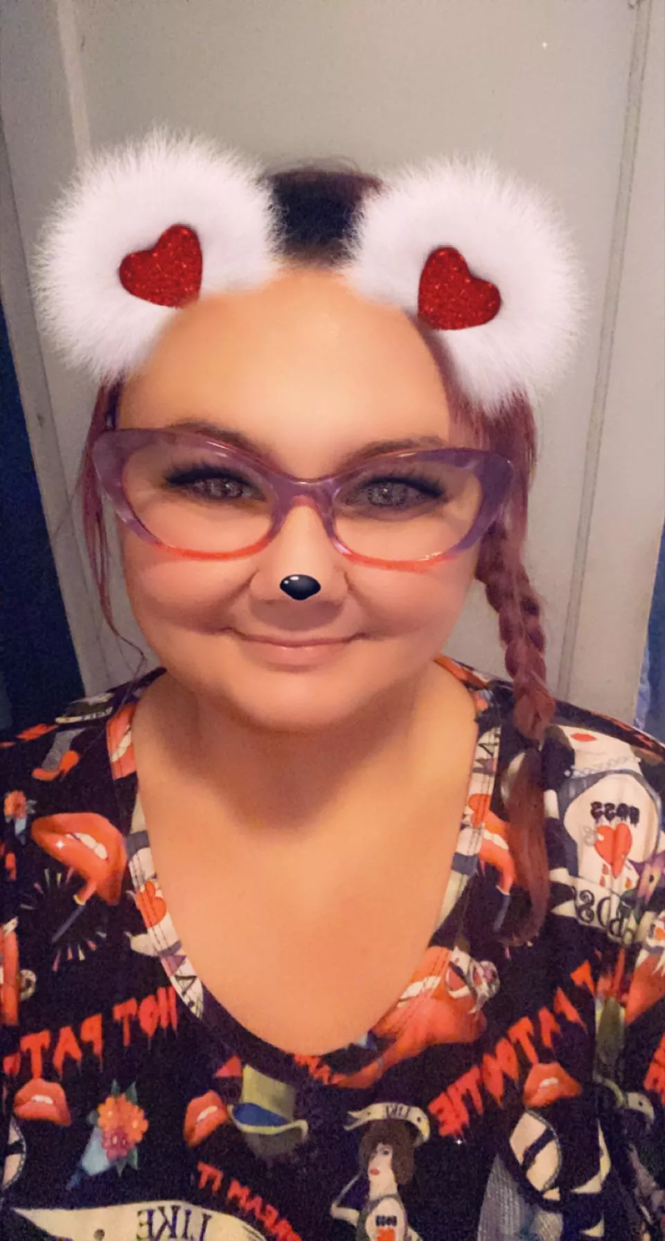Feeling cute this morning ☺️ posted by kittypoppins13