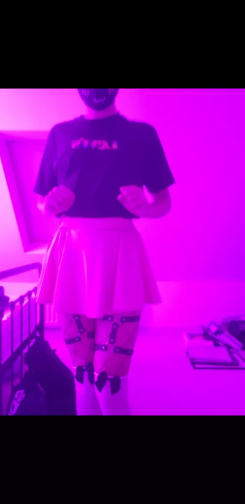 feeling cute till I see evyone else on here is adorable by Rozzer1