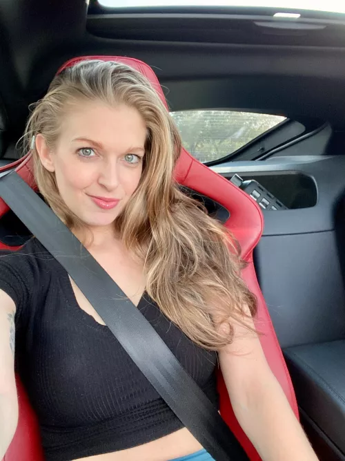 Feeling cute today! 💋 by TheJensensPlay