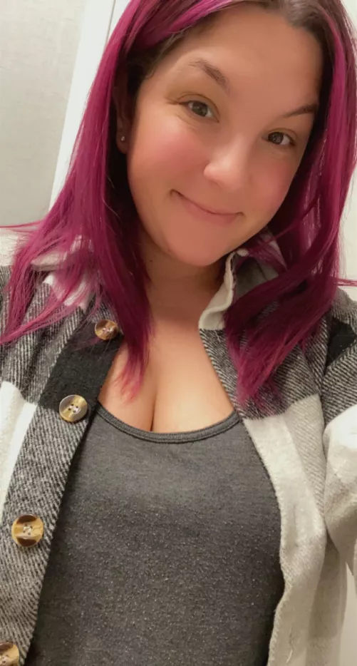 Feeling cute without makeup on by EveElise