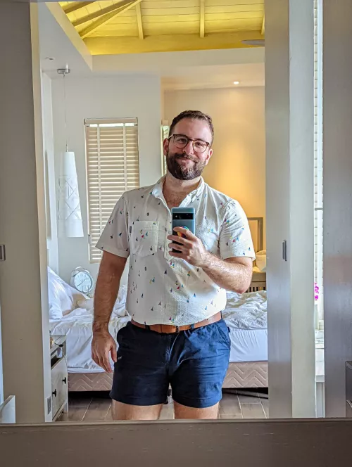 Feeling cute, won't delete later by straphe