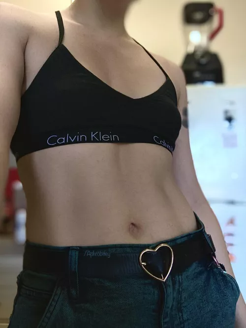 Feeling fierce and fit after my run! by Aphrobitey