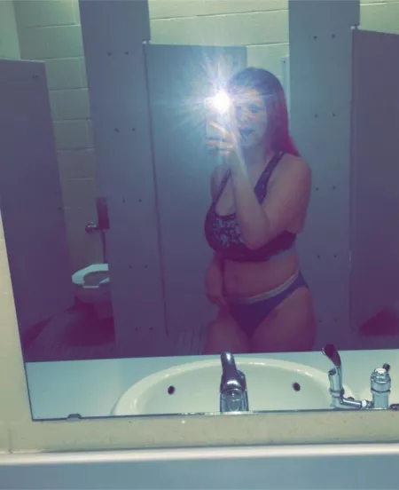 Feeling good 🥰 by sleepy_baby23